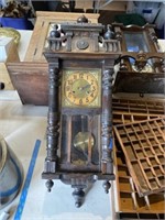 Antique wall clock pendulum n key included