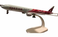 7.8 inch Qatar 777  length 7.8x8x5