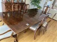 Ethan Allen Dining Table & 6 Chairs