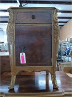 French provincial nightstand 28x18x14