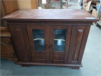 TV stand 29 x 36.5 x 20.5