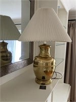 Brass Large Base Table Lamp 2/2