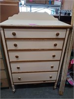 Vintage 5 drawer chest on casters 46x32x18
