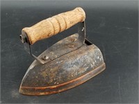 Antique iron with handle