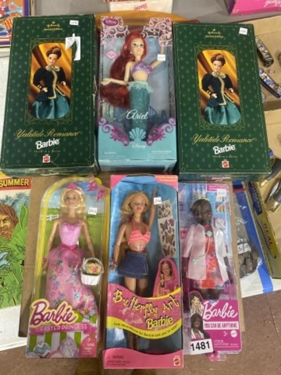 6 vintage Barbie dolls in boxes