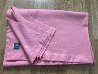 Vintage Pink Queen Size 100% Wool Blanket 2/2