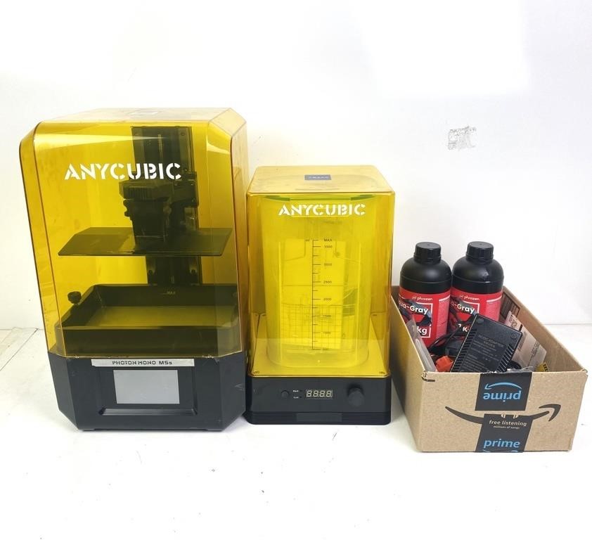 ANYCUBIC 3D PRINTER W/ ACCESSORIES!!