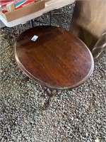 Vintage wood side end table