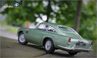 Aston Martin DB5 1964 - Scale: 1:18