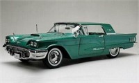 Ford Thunderbird 1960 - Scale: 1:18