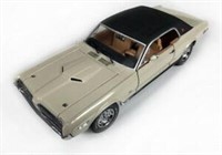Mercury Cougar XR7G 1968 - Scale: 1:18