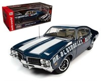 Oldsmobile Cutlass 442 1969 "Dr Olds - Scale: 1:18