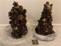 2 Pine Cone Christmas Tree Decorations