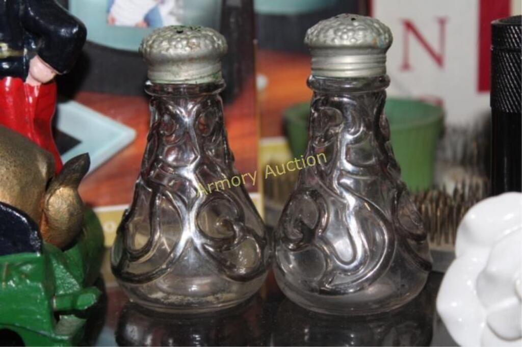 SILVER OVERLAY SHAKERS