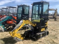 AGT QH13R MINI EXCAVATOR