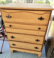 4 Drawer Chest For Repair
