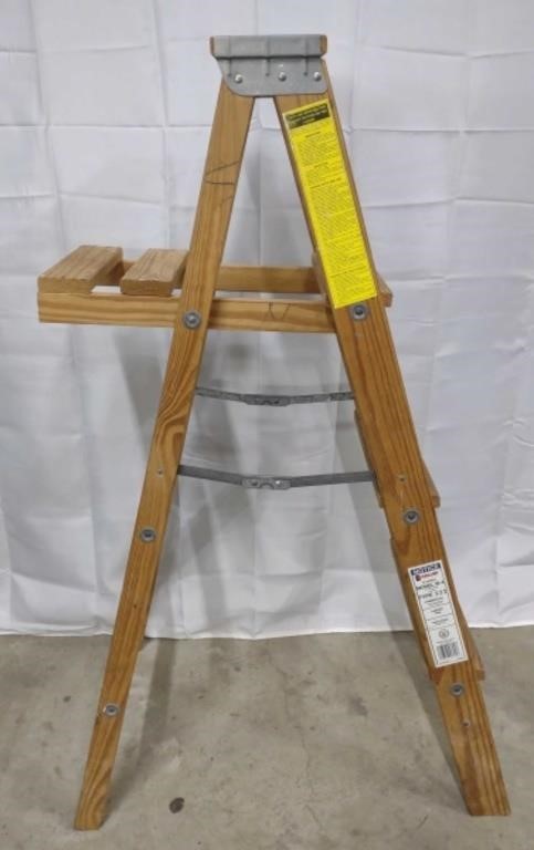 Keller 4ft Wood Ladder