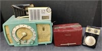 (E) Vintage Radios 

Zenith 500D 6" X 4" X