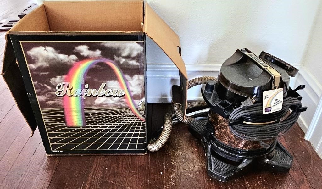 Rainbow SE Vacuum Cleaner w/ Box and Accessories