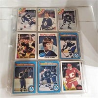 54-1970/80's Hockey Cards