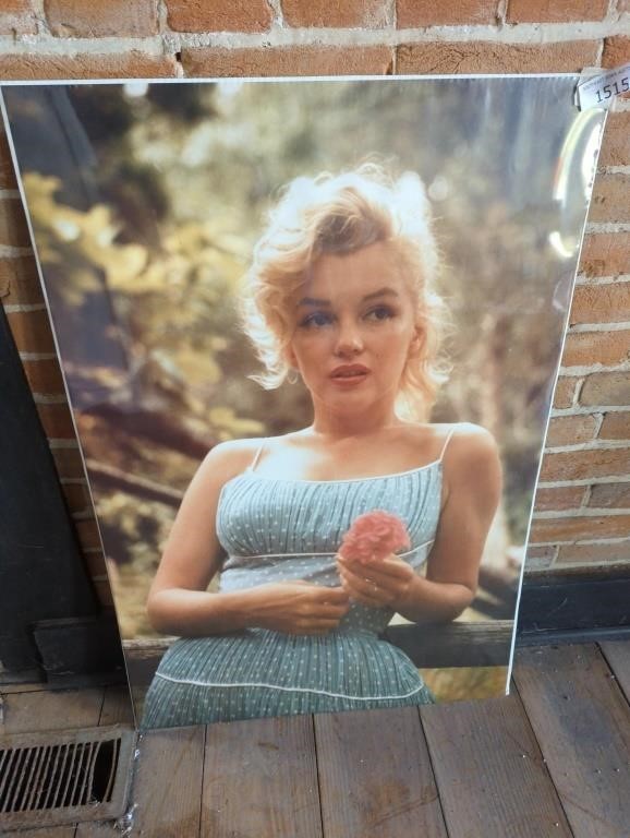 Marilyn Monroe poster 24" x 36"