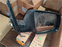 Right side mirror for 2016-19 Toyota tundra