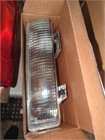 LH parking/ signal lamp for a 1987-96 Chevy