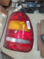 Right tail lamp for 1995-98 Ford Windstar