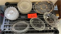 GLASS SERVING PLATES