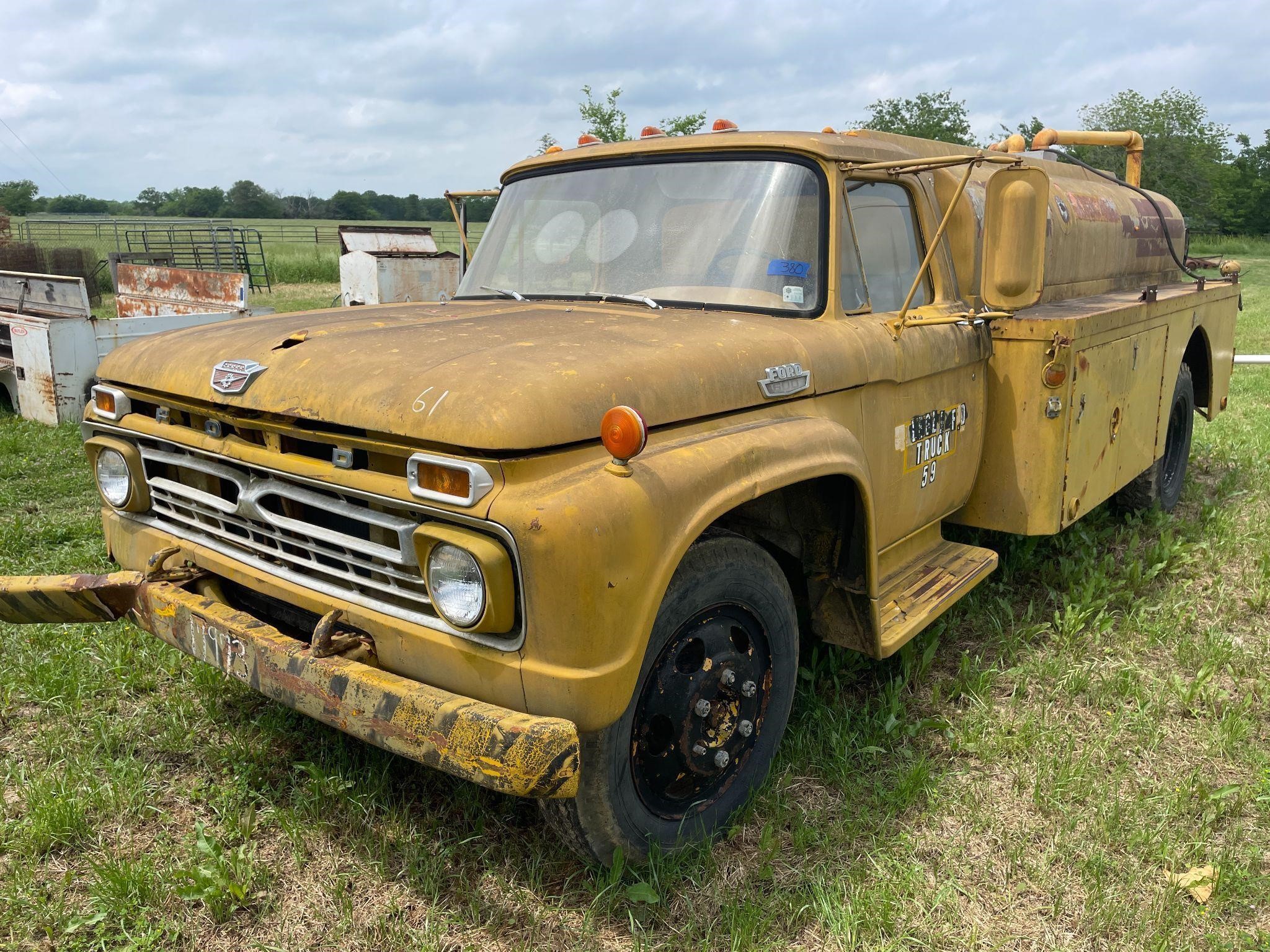 1966 Ford F600 Tanker Gas Truck (running recently)