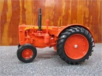 Ertl National Farm Toy Show Case 500 Diesel