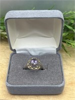 10k Yellow Gold Ring Size 8 MARKED Purple Stone