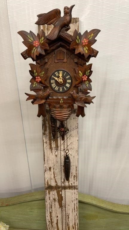Vintage German Traditional 1-Day Cuckoo Clock
