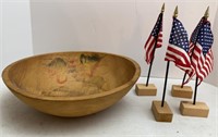 Vtg Wooden Fruit Bowl & US Flag Table Decor