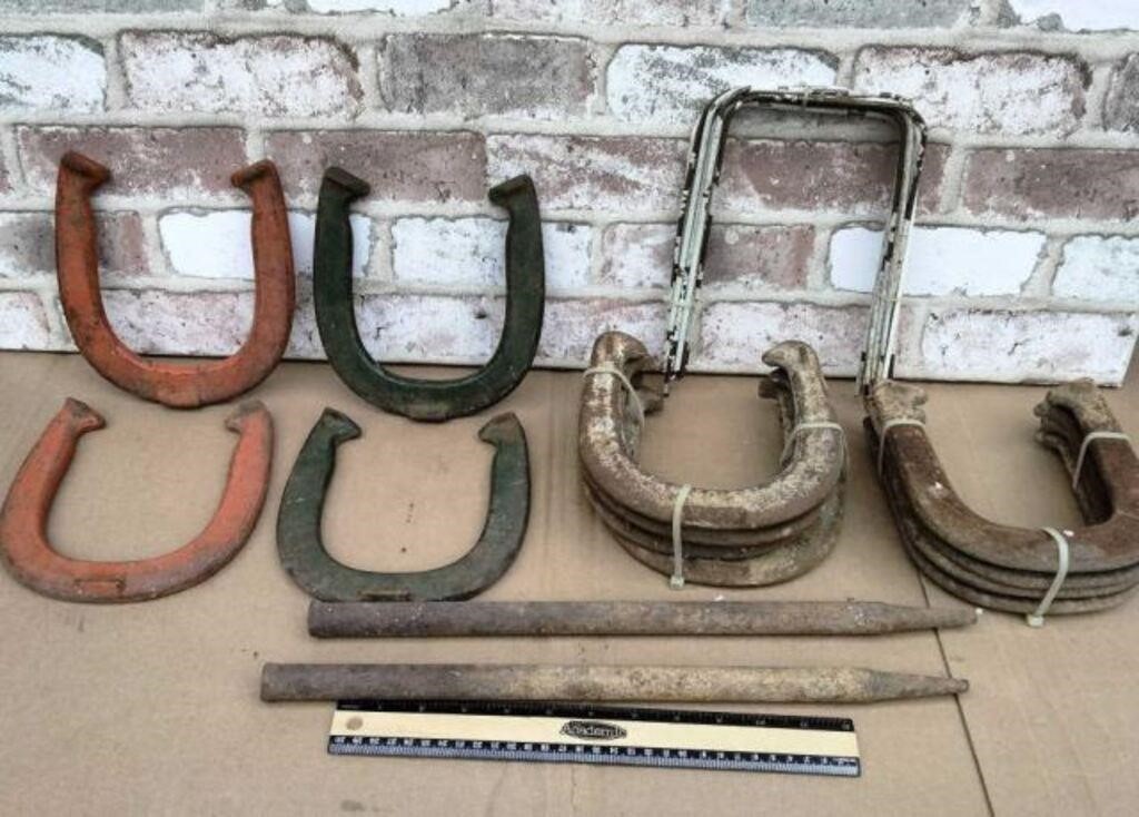 VINTAGE HORSESHOE SET, PLUS WIRE WICKETS FOR