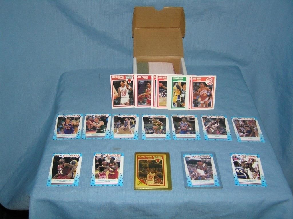 1989 to 1990 basketball card set with Michael Jord