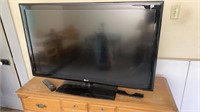 LG 42in Flatscreen TV 42LD450