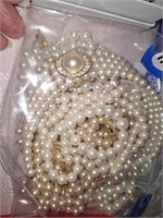 MOSTLY PEARLS JEWELRY