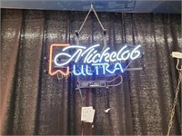MICHELOB ULTRA NEON SIGN