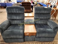 TWIN LA-Z-BOY RECLINERS WITH CENTER CONSOLE