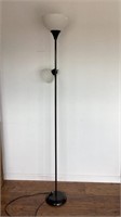 6 ft tall 2 light lamp, lower shade is adjustable