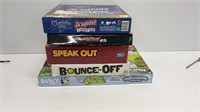 (5) board games, contents as shown: Charlottes