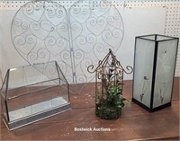 Tub of terrarium, candle holder, wire heart, etc