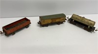 (3) O gauge Lionel prewar tin trains: 652