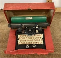 American Flyer toy typewriter