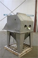 Dayton Model 3Z947 Abrasive Blasting Cabinet