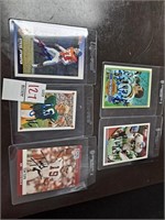 Lot 6 autographed football cards