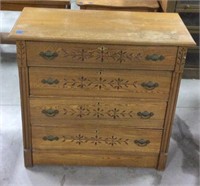 Wooden dresser 18.5x41x40.5