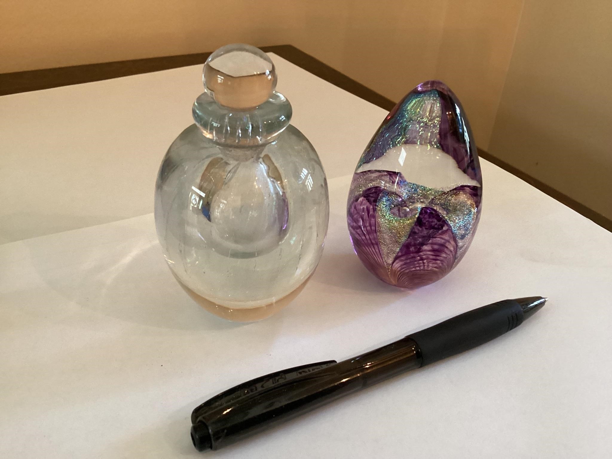 1998(signed) perfume/signed purple paperweight