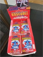 1988 Score baseball card 17 player card per pack